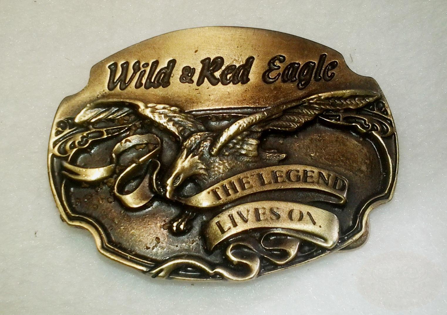 westernová vyměnitelná přezka Wild a Red Eagle